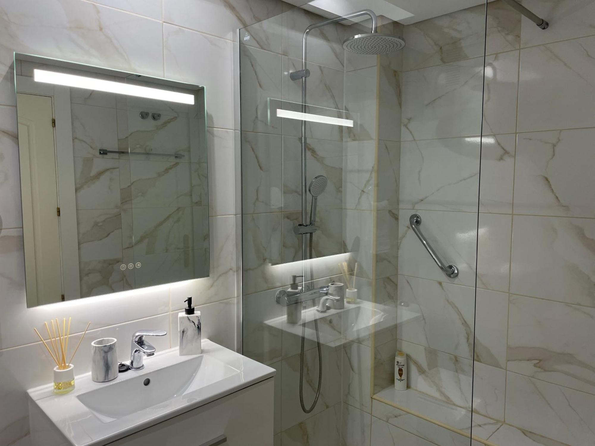 Apartamento En Marina Duquesa Castillo de Sabinillas Ngoại thất bức ảnh