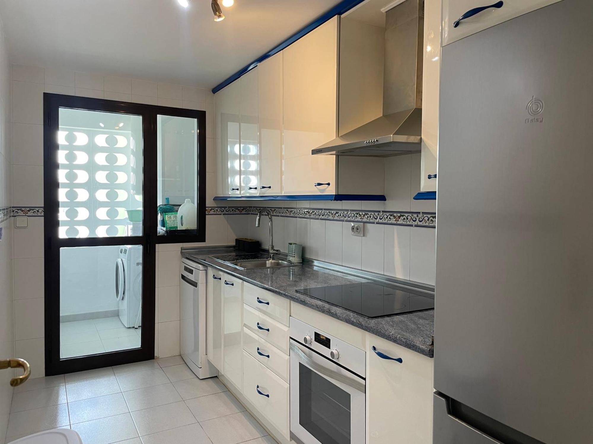 Apartamento En Marina Duquesa Castillo de Sabinillas Ngoại thất bức ảnh